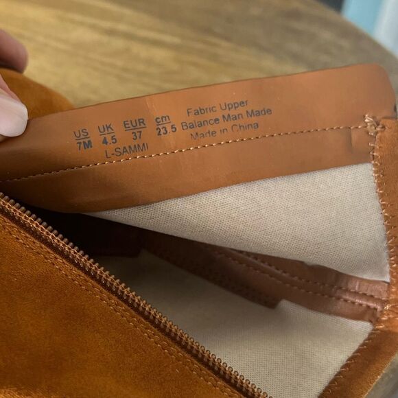 Franco Sarto Sammie Faux Suede Ankle Bootie in Whiskey Tan. Size 7. NWT! - Picture 7 of 16